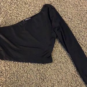 Cropped one shoulder top!